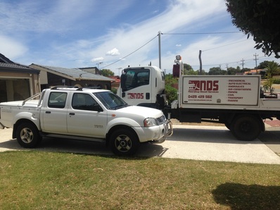 Light Vehicle Fixed Price & Log Book Servicing﻿
